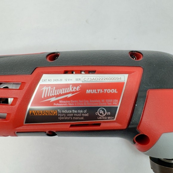 Milwaukee M12 Variable Speed Cordless Oscillating Multi-Tool (2426-20) - Picture 4 of 11